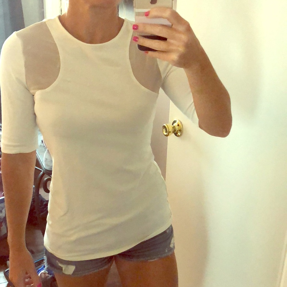 White top size M